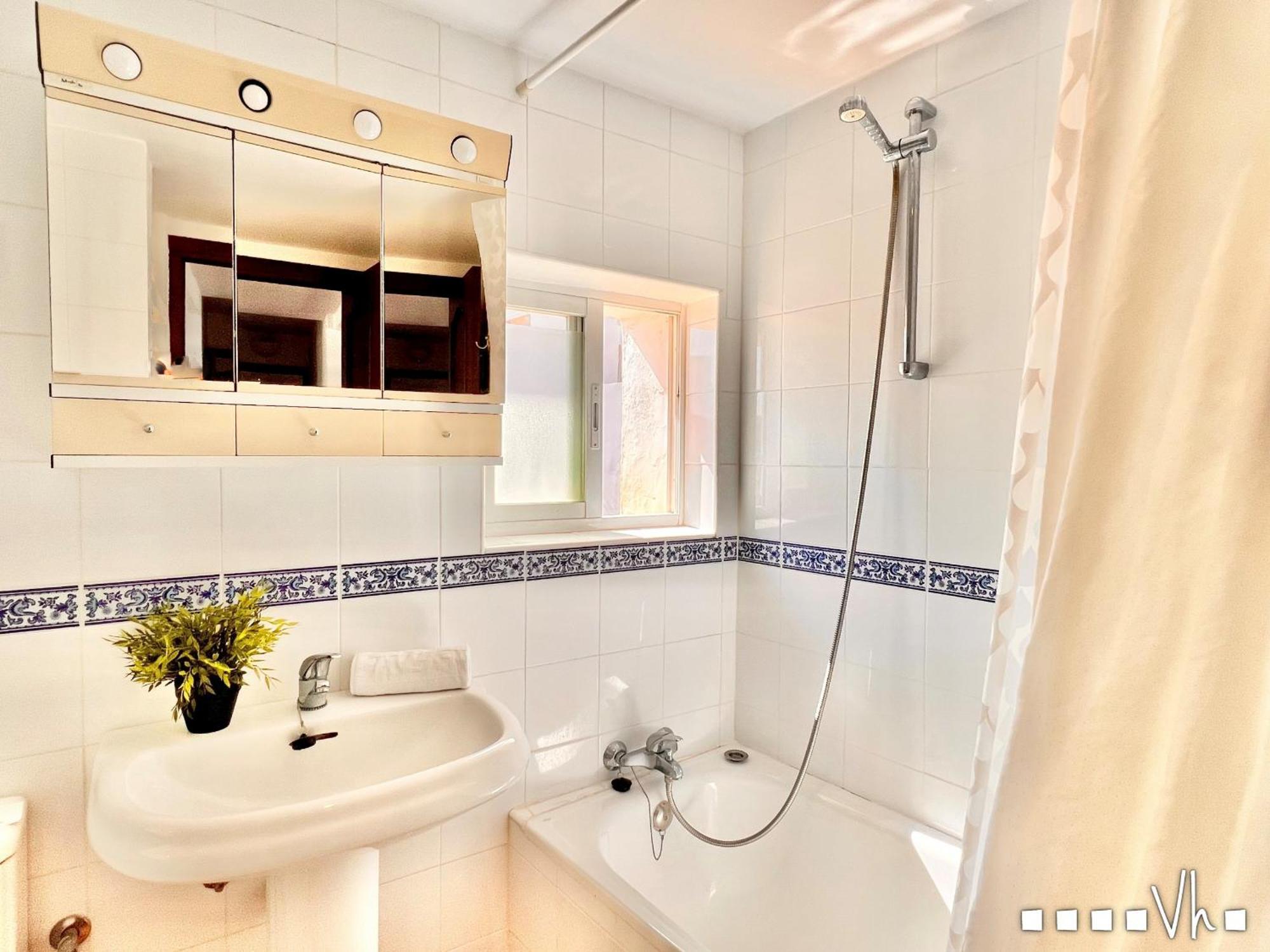 Vh Costablanca - Riviera Appartement *